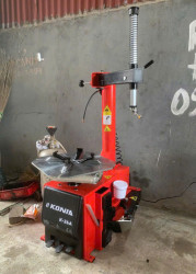 K26A | Máy ra vào lốp xe con, mâm to